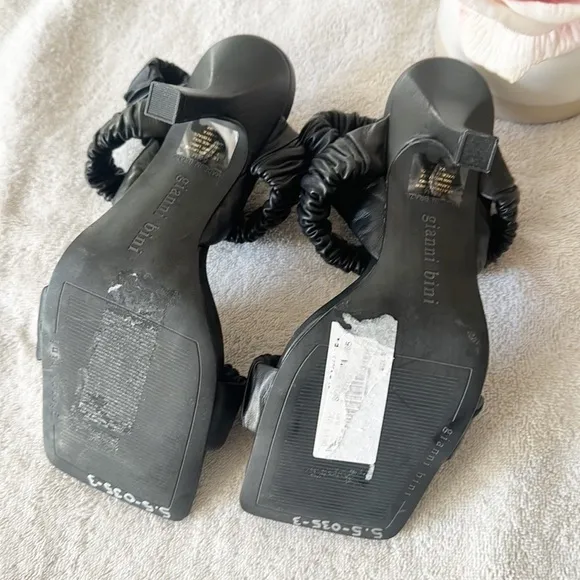 NEW Gianni Bini Vanya Black Leather Strappy heel sandals women size 5.5