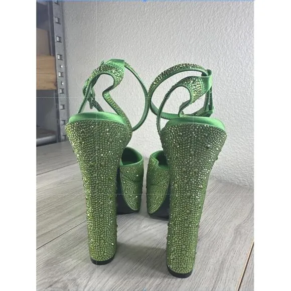 NEW JLO Jennifer Lopez Revolve Block Heel Platform Gabels Party Glam Sparkly 6