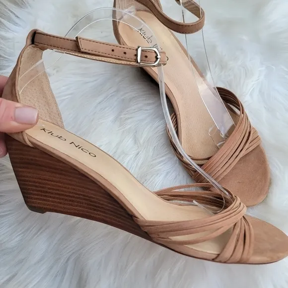 New Klub Nico Tan Strappy Wedge 10