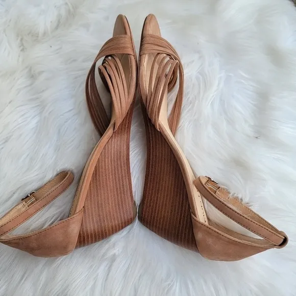 New Klub Nico Tan Strappy Wedge 10