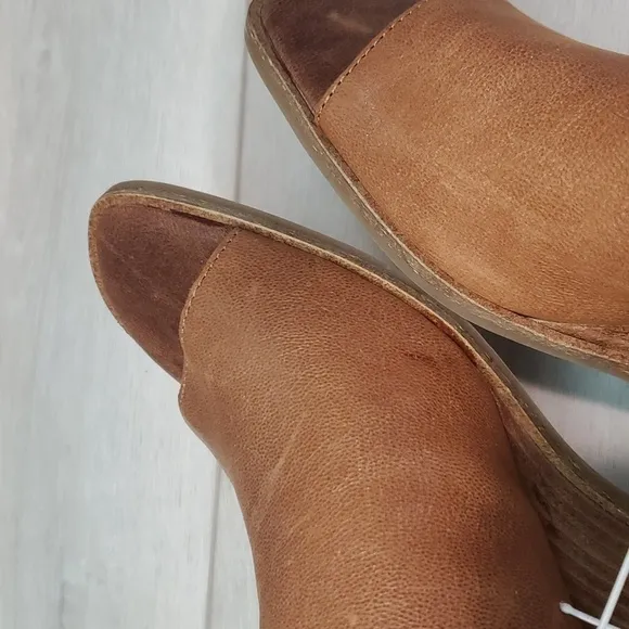 NEW Lucky Brand Womens Lordyn Open Toe Leather Wedge Ankle Shoes sz 10
