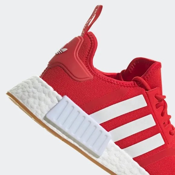 [NEW] Men's Adidas NMD_R1 Shoes Size 8 GY6056