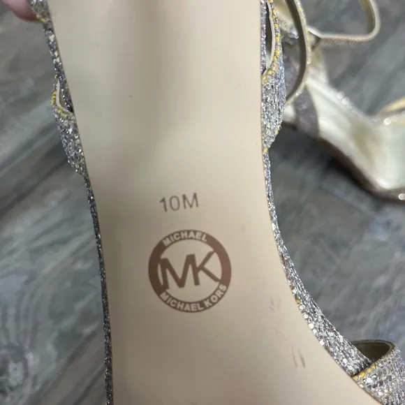 NEW Michael Michael Kors Kimberly Gold Glitter Heels