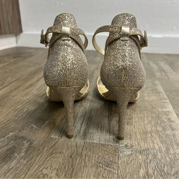 NEW Michael Michael Kors Kimberly Gold Glitter Heels