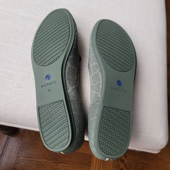 New! Rothy's sz 11 The Loafer Safari Green Flats Shoes New in box, Never worn