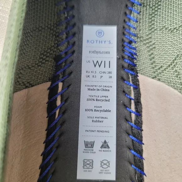 New! Rothy's sz 11 The Loafer Safari Green Flats Shoes New in box, Never worn