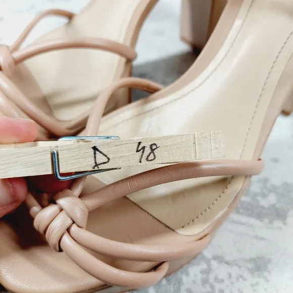 NEW Schutz Kelsie Tan Cream Leather Strappy Platform Sandals D48
