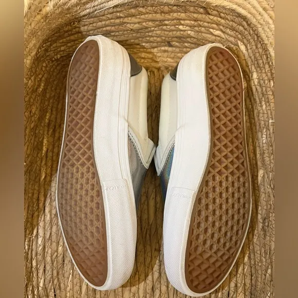 NEW Vans Slip-On Pro Iridescent Sneakers Silver White Mens 5.5 UK 37