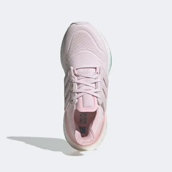 [NEW] Women's Adidas UltraBOOST 22 Shoes GX8016