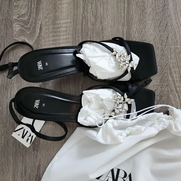 NEW WOMEN'S ZARA SANDALS RHINESTONE STRAPPY BLACK COLOR SIZE 8 EU 39.