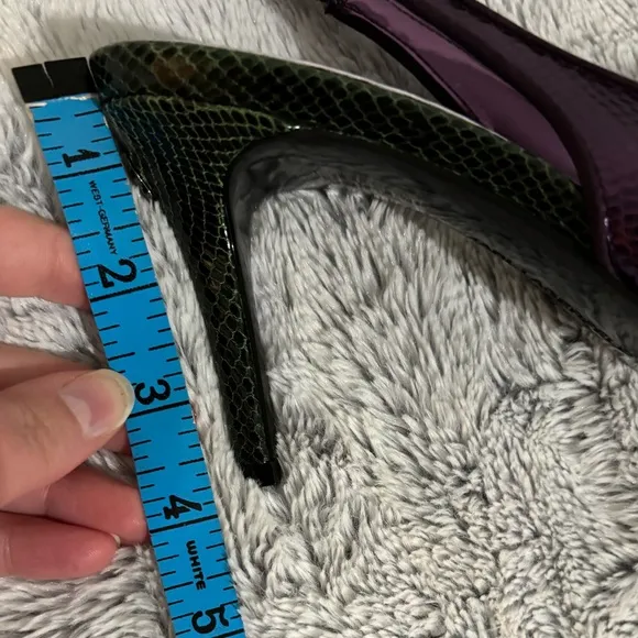 NIB Karl Lagerfeld Snake Purple and Green Slingback Heels, size 7.5