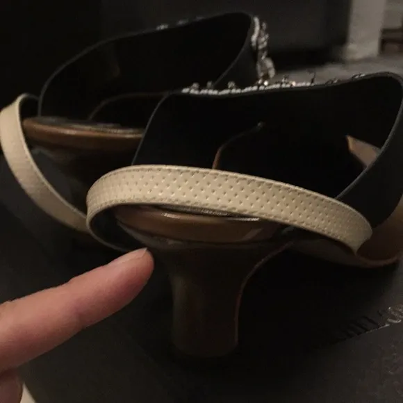 NIB RACHEL COMEY Wext Slingback Kitten Heels