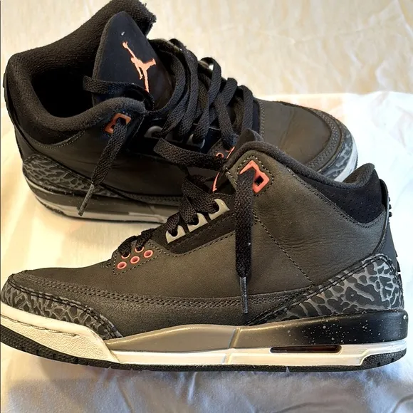 Nike Air Jordan 3 Retro Fear Pack , 4.5Y , $46