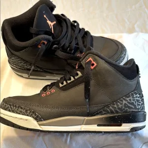 Nike Air Jordan 3 Retro Fear Pack , 4.5Y , $46