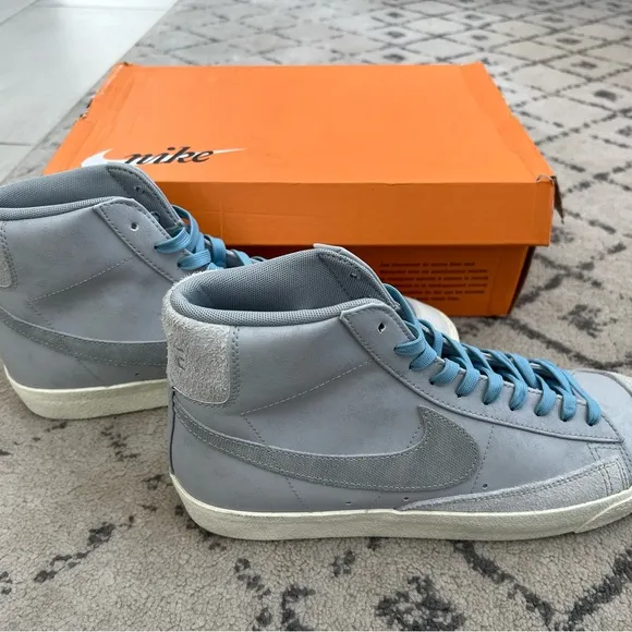 Nike Blazer Mid ‘77 PRM Men's Gray Sneakers size 11