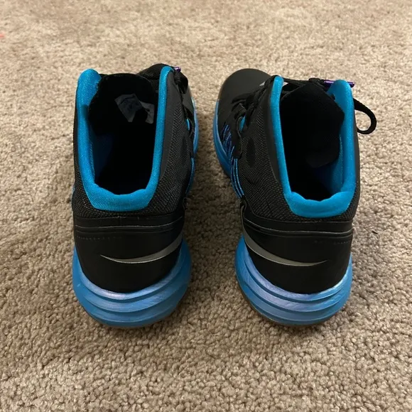 Nike Hyperdunk  Lunarlon Black and Blue Basketball Shoe Men’s Size 10