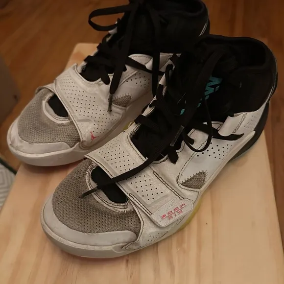 Nike Jordan Zion 2 White/Volt-Black-Dynamic Turquoise Men Sneakers Shoes