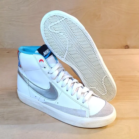 Nike Mid Blazer 77 White Leather  Athletic Shoes