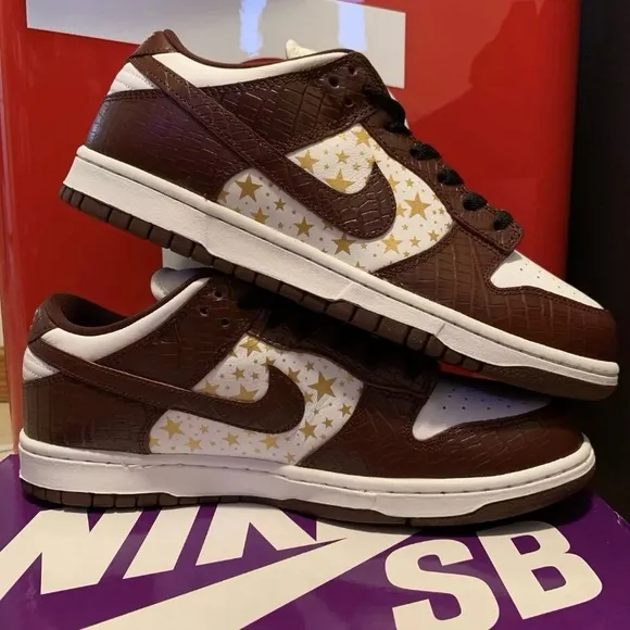 Nike SB Dunk Low OG QS Men's Shoes - White and Brown