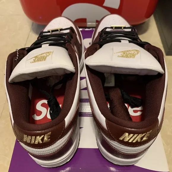 Nike SB Dunk Low OG QS Men's Shoes - White and Brown