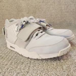 Nike Shoes Mens 11 Air Trainer Cruz Light Bone Signed On Heel