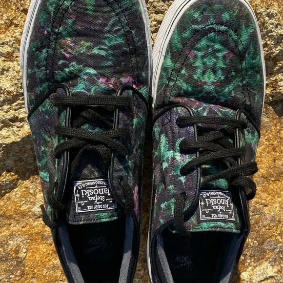 Nike Stefan Janoski skate shoesSB palm leaves size 12 for men