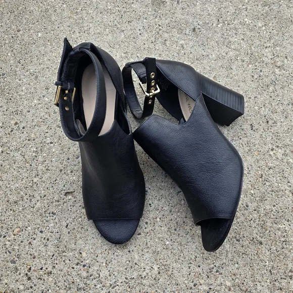Nine West Black Open-Toe Heeled Sandals Women Size 9