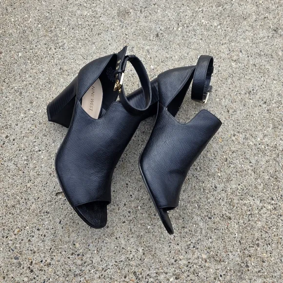 Nine West Black Open-Toe Heeled Sandals Women Size 9