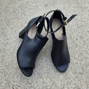 Nine West Black Open-Toe Heeled Sandals Women Size 9