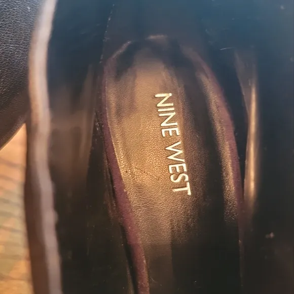 Nine West Nicolette Black Genuine Leather Almond Toe Heels Booties Boots Shoes