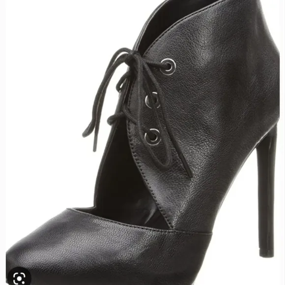 Nine West Nicolette Black Genuine Leather Almond Toe Heels Booties Boots Shoes