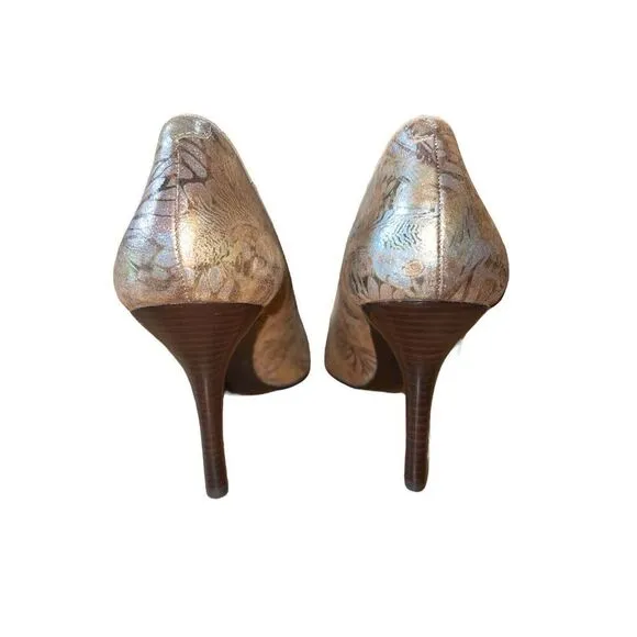 Nine West Silver &amp; Gold Butterfly Pattern Leather Pump Womens Size 10