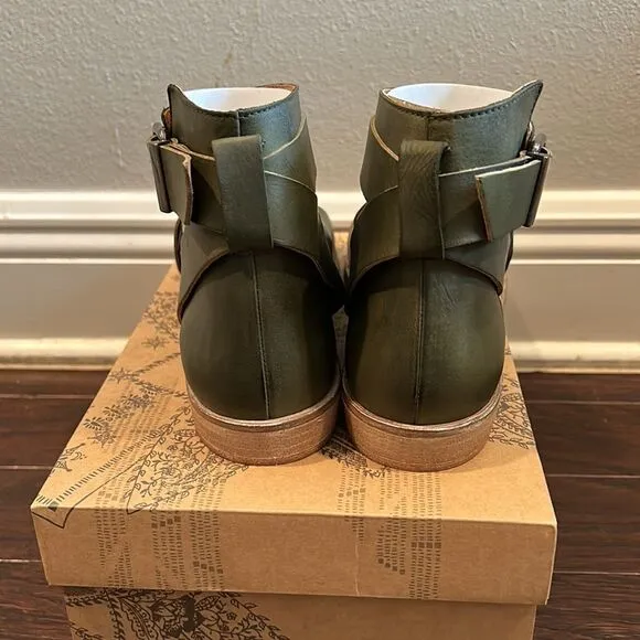 NWB Free People Vale Boot Sandal Khaki Green Leather Size 41