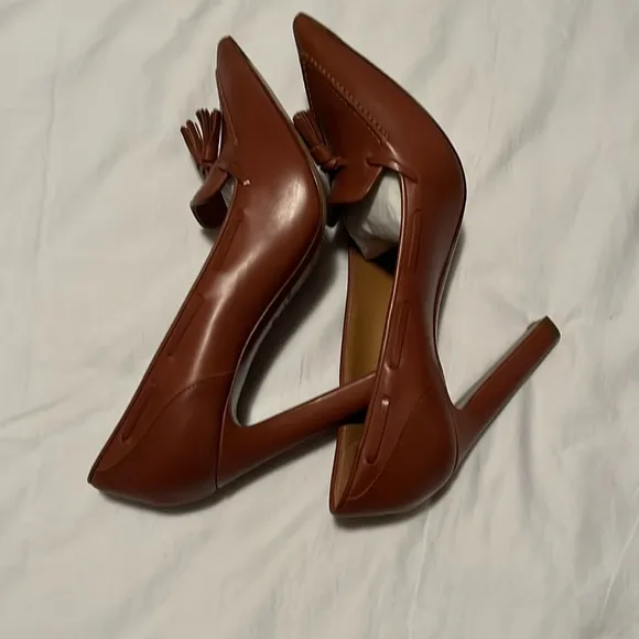 NWB:Ralph Lauren Purple Label Oxford 4 Inch Heel Gold 39B Made In Italy.…