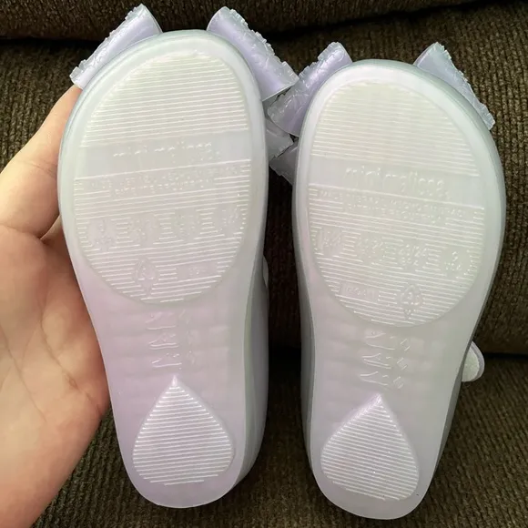NWOB MINI MELISSA Ultragirl Sweet XI Kids Flats In Pearly Lilac Size 9T