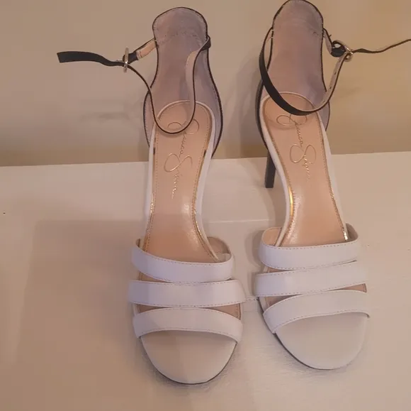 NWOT Jessica Simpson Black White Open Toe Strappy Heel Sandals Shoes Size 8.5