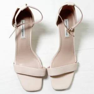 NWOT Saks Fifth Avenue Women's Natural Sadie Leather Kitten Heel Sandal Size 8.5
