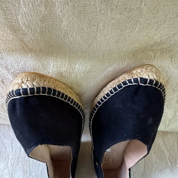 NWOT VISCATA BARCELONA ESPADRILLE  Women's Black Espadrilles