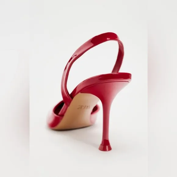 NWOT. Zara Red Shiny High-Heel Shoes. Size 6,5.