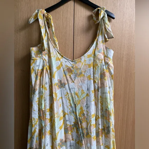*NWT* APIECE APART Palmas Tie-Sleeve Maxi Dress in Day Arte Floral, size L