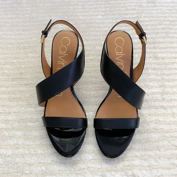 NWT Calvin Klein Lancy Nappa black heeled dress sandals