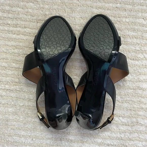 NWT Calvin Klein Lancy Nappa black heeled dress sandals