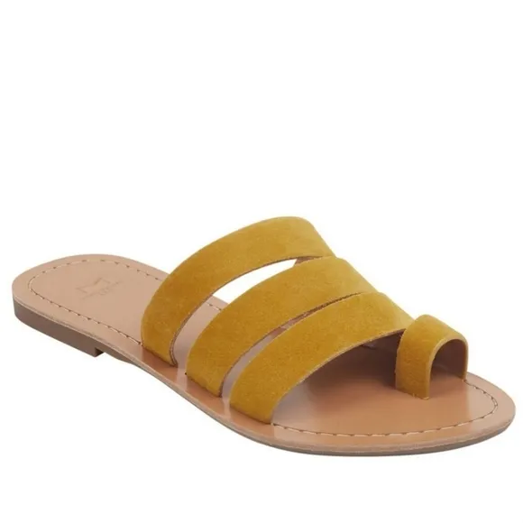 NWT Marc Fisher Rilee Yellow Suede Slide Sandals