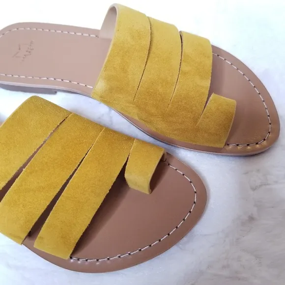 NWT Marc Fisher Rilee Yellow Suede Slide Sandals