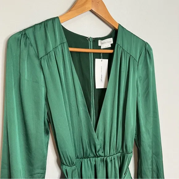 NWT! Revolve| LOVERS AND FRIENDS Ivy Dress in Emerald Green. Size Medium.