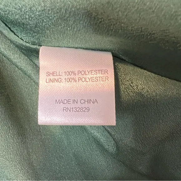 NWT! Revolve| LOVERS AND FRIENDS Ivy Dress in Emerald Green. Size Medium.