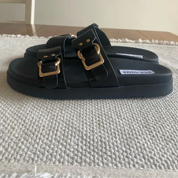 NWT STEVE MADDEN Hanni Black Double Band Buckles Sandals Size 8