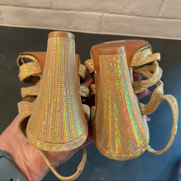 NWT sz 8.5 David Aaron gold metallic iridescent strappy heeled sandals