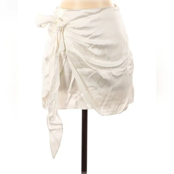 NWT Zara * satin effect mini skirt