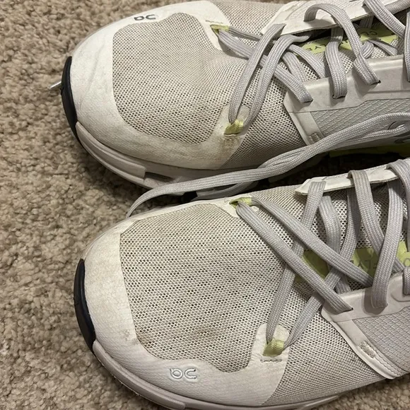 ON Cloudflyer Shoes